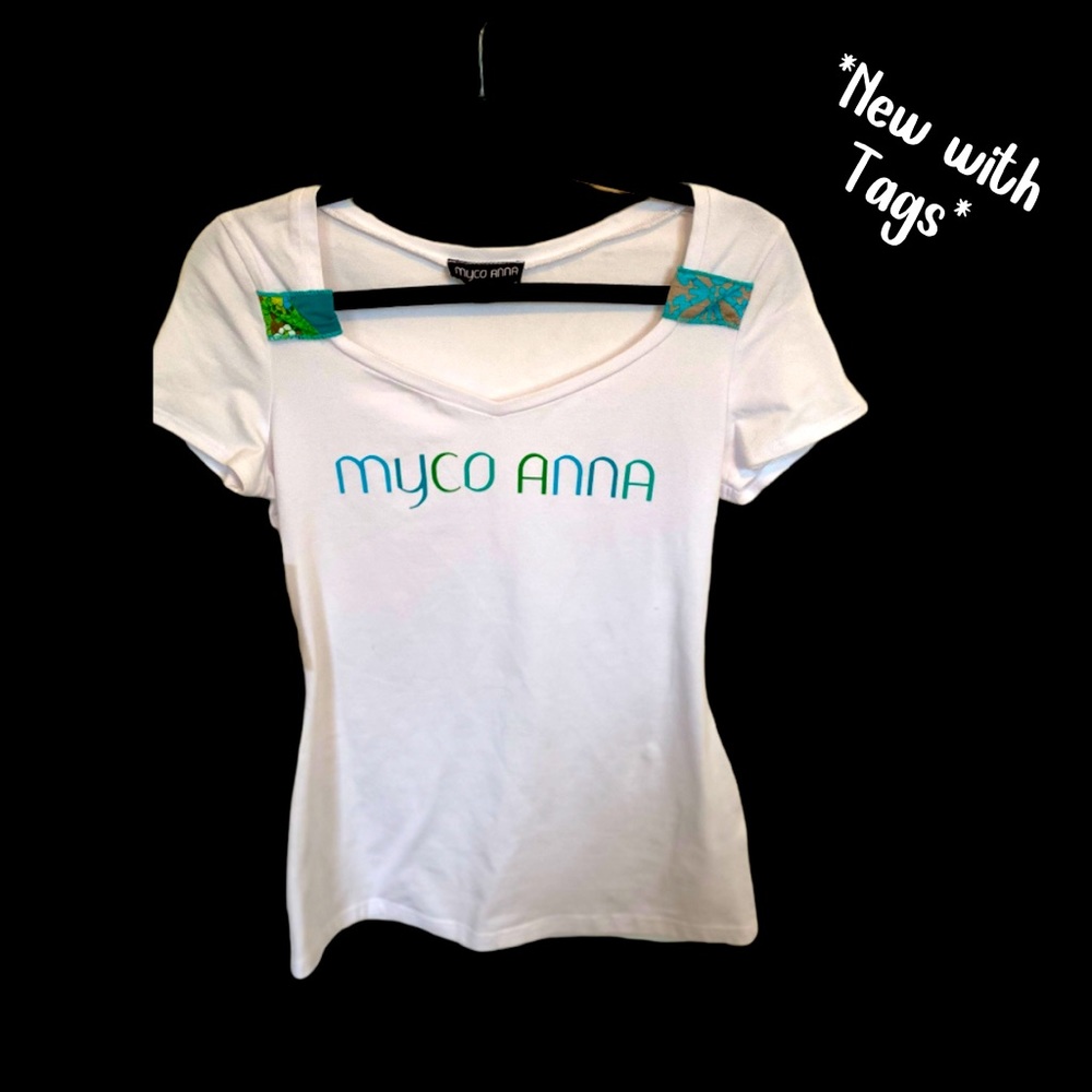 NWT Myco Anna Short Sleeved T-Shirt